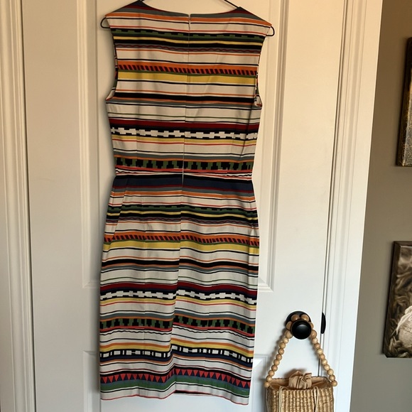 ✨Kate Spade ♠️ sleevless Saturday dress in gorgeous hz Aztec striped pattern. - Picture 8 of 16